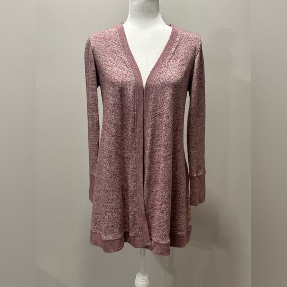 Ugg Australia Berry Colored Cover Up Shoulder Sweater Size Small - Picture 1 of 5